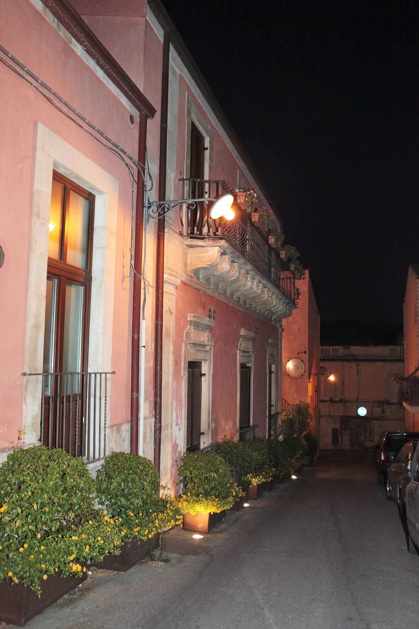 Hotel Il Barocco Ragusa Exterior photo